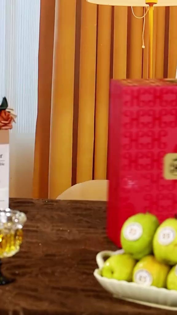 库尔勒香梨真的太润了，非常适合这个季节吃