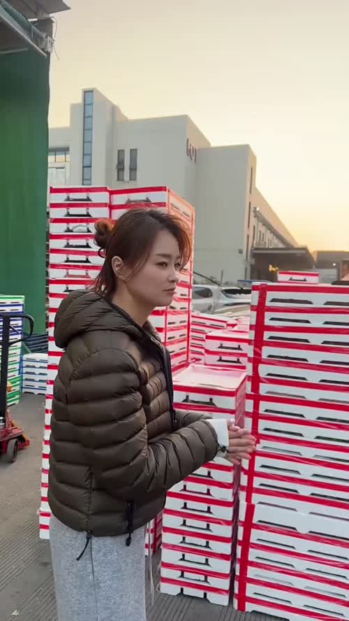 快乐的我~ 快乐的我~#努力工作的女人很美 #长沙红星肖美丽