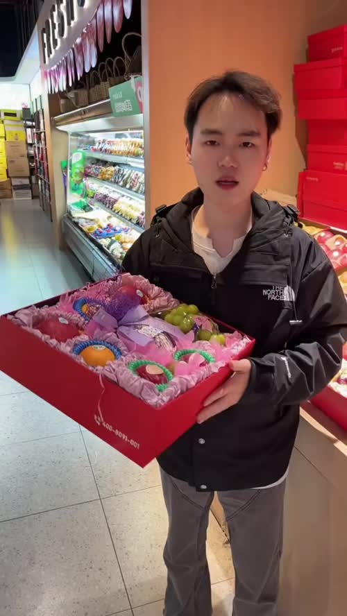 送礼送水果，健康好生活#鲜果壹号 #水果礼盒 #五一假期 #送礼佳品 #同城